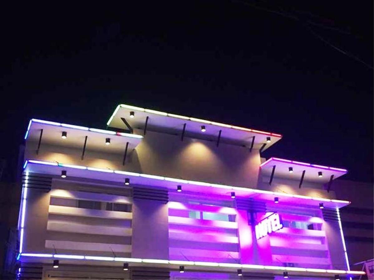 Rainbowland Hotel Олонгапо Экстерьер фото